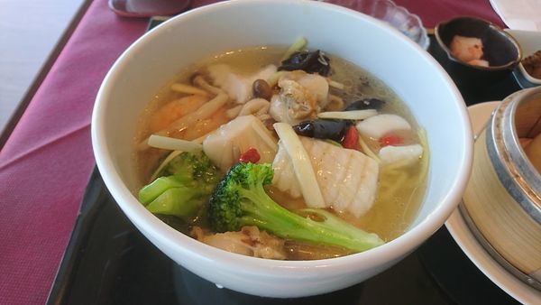 「海鮮スープ麺」@謝朋殿 幕張店の写真