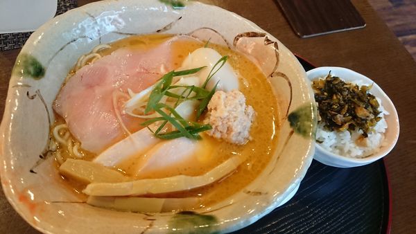 「【年末年始の限定】比内地鶏の贅沢らぁ麺   1000円」@長野らぁ麺 さくら木の写真