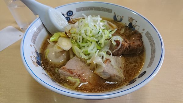 「ねぎチャーシューメン 味付玉子」@手打ラーメン 長八の写真