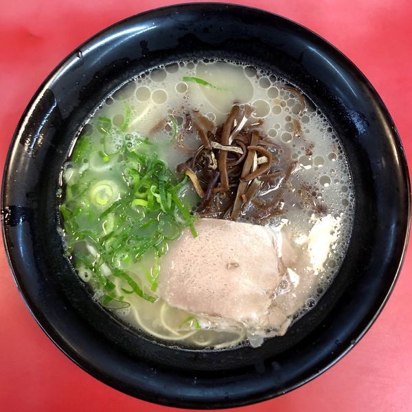 「博多ラーメン (290円) キクラゲ (50円)」@博多ラーメン はかたや 川端店の写真