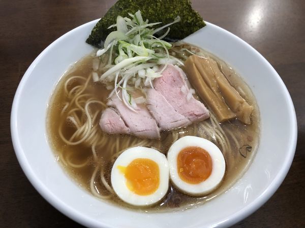 「鯖と煮干しの合わせだし醤油」@中華そば うお青の写真