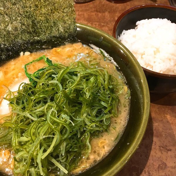 「茎わかめラーメン」@幸家の写真