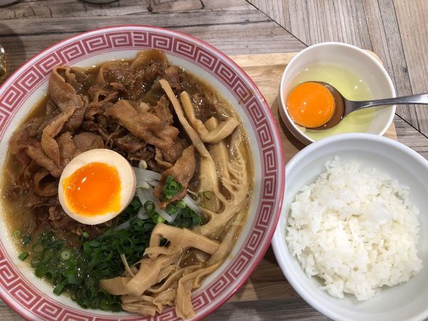 「徳島ラーメン全部増し 小ライス」@徳島NOODLE ぱどるの写真