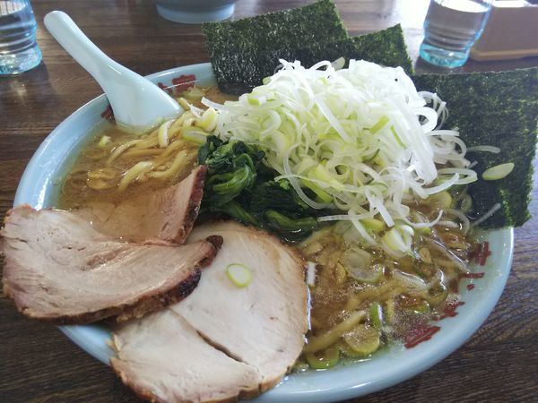 「ラーメン　中（１．５玉）　＋ネギ：サービス券」@豚骨醤油ラーメン まじめ家の写真