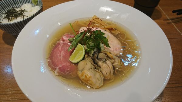 「牡蛎そば」@寿製麺よしかわ 川越店の写真