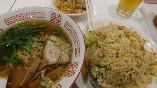 「チャーハン+半ラーメンセット」@味坊の写真