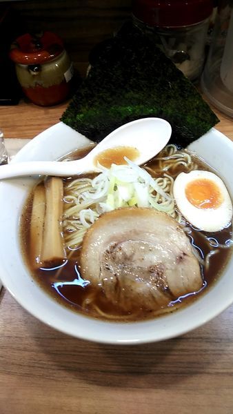 「和風魚介醤油ラーメン」@横浜家系らーめん 春樹 青物横丁店の写真