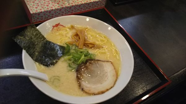 「真鯛濃厚そば」@麺処 こみねの写真