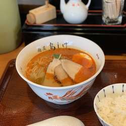 鳥そば(紅) 780円