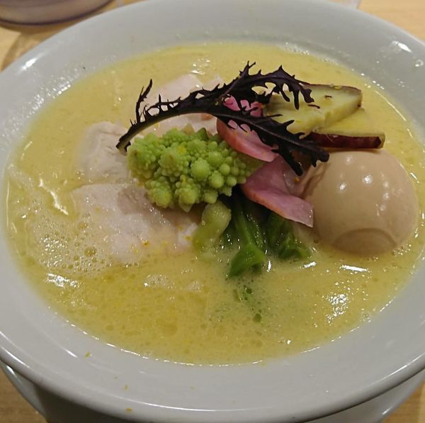 「鶏白湯SOBA 特別仕様」@銀座 篝 銀座エチカ店の写真