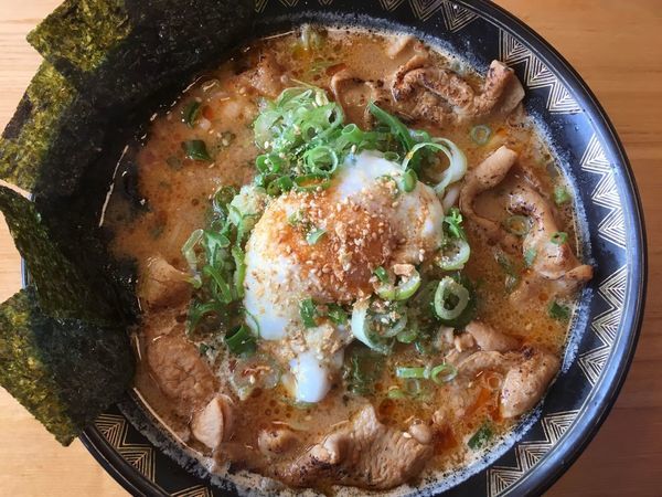 「ホルモン味噌らーめん 750円（のり+100円）」@大みかラーメン すず家の写真