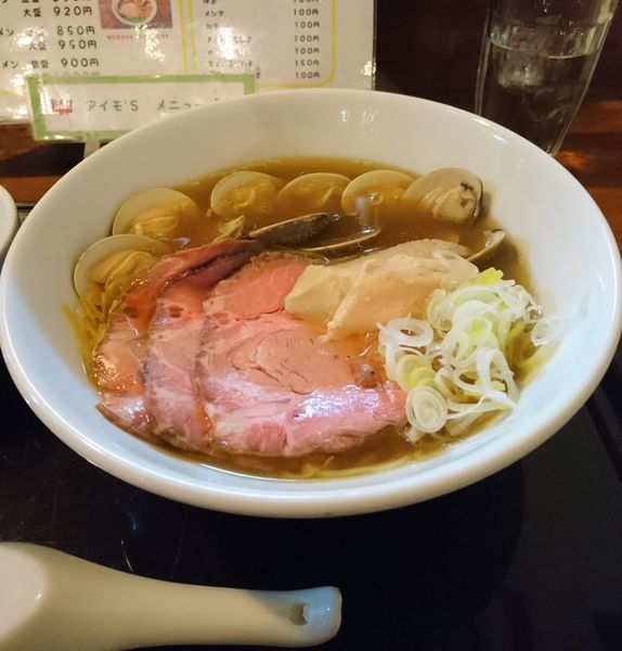 「はまぐりらーめん 豚レアチャーシュー」@ふかや女子流 アイモの写真