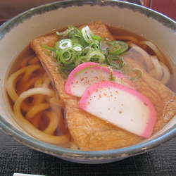 キツネうどん５００円