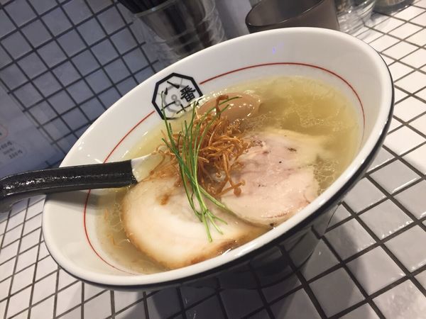 「うま塩そば＋バルサミコ酢味玉」@81番の写真