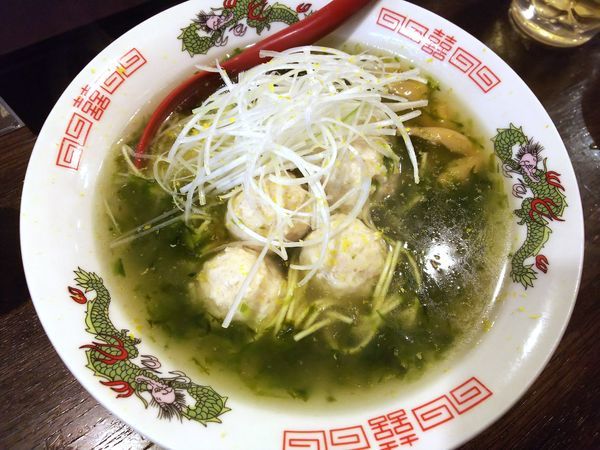 「鶏団子と生海苔そば　850円」@立ち呑み居酒屋 金町製麺の写真