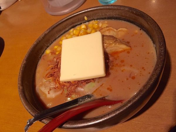 「味噌バターラーメン」@みそ屋 田所商店 WBG店の写真