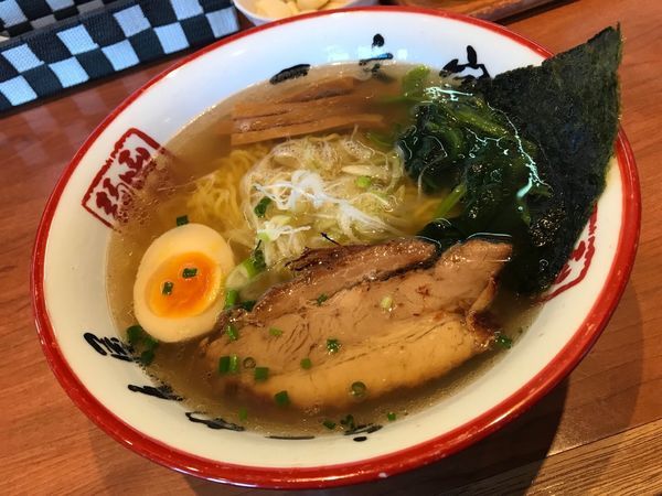 「塩ラーメン」@函館麺や 一文字 函館本店の写真