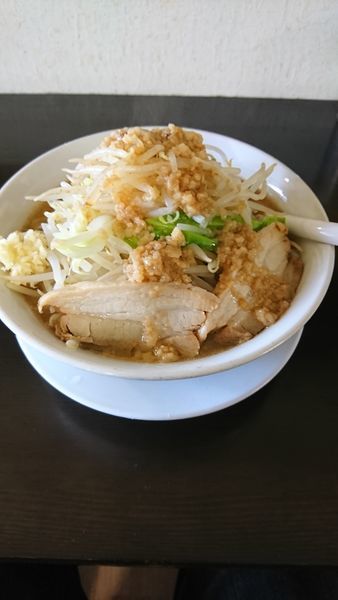 「ラーメン  ８００円  野菜少なめ」@ジャンクラーメン じおんの写真