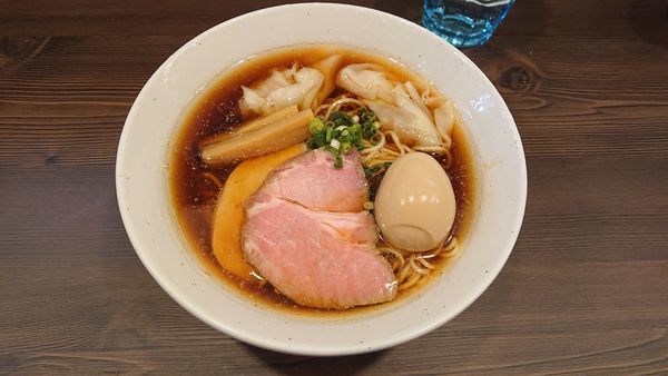 「特製中華そば850」@中華そば さわの写真