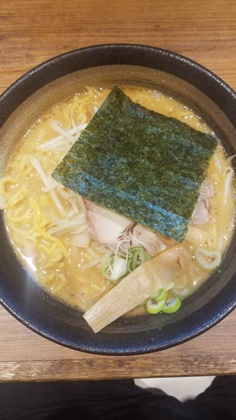 「味噌らーめん　大盛」@北海道らーめん 楓 横浜西口店の写真