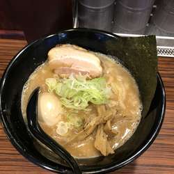 魚介豚骨ラーメン 大盛 味玉