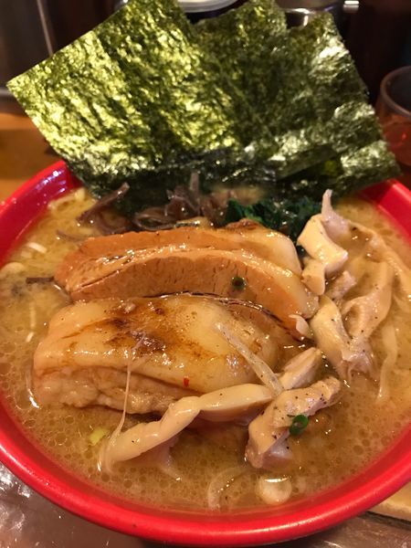 「角煮ラーメン+メンマ」@横浜家 岡野町店の写真