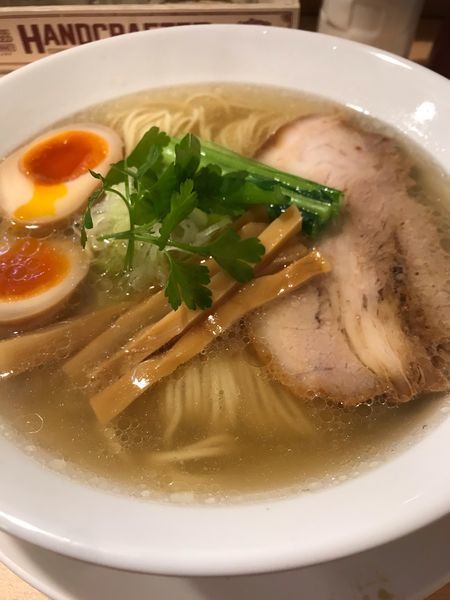 「鯛だし塩そば+味玉」@らーめんDINING れんげの写真