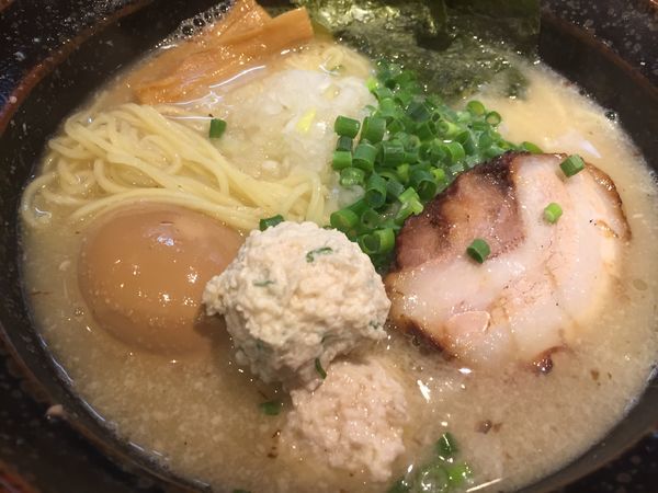 「特製塩ラーメン（820円）」@麺屋 寿の写真
