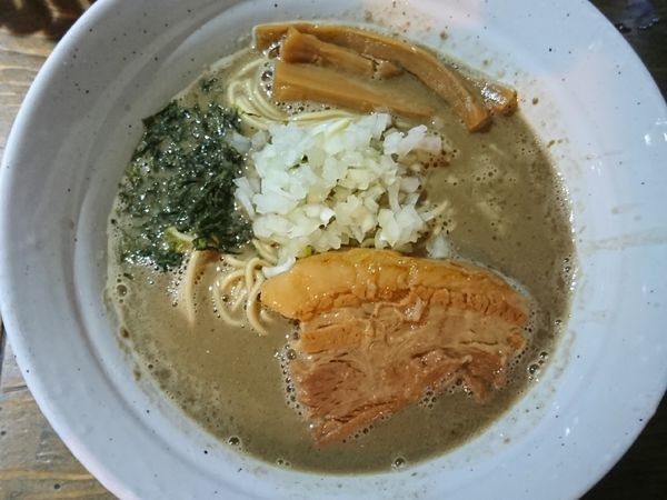 「【季節限定】濃厚煮干ラーメン ￥800」@ラーメン屋ジョンの写真