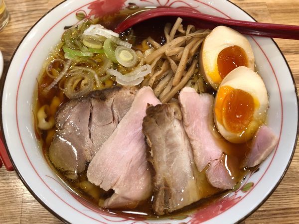 「限定 剛腕鶏中華川上 肉増し 950円 味玉サービス」@くじら食堂 nonowa東小金井店の写真