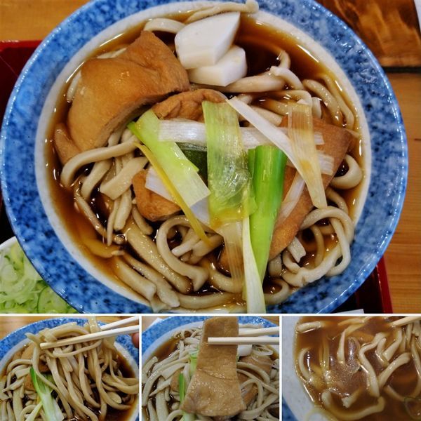 「きつねそば　900円」@浅草角萬の写真