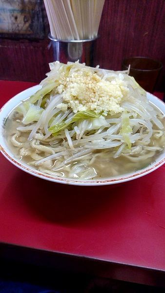 「大豚700円野菜ニンニク辛め」@ラーメン二郎 目黒店の写真