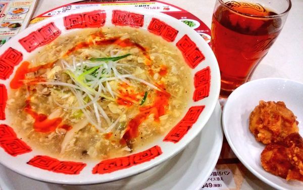 「お好み麺ランチ(酸辣湯麺＋からあげ2個)」@バーミヤン みなとみらい店の写真