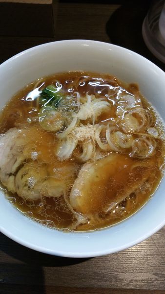 「鮭だしらぁ麺」@支那そばや 本店の写真