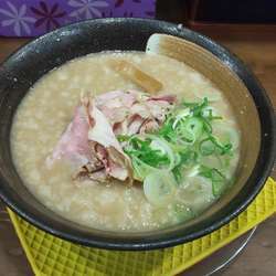 まりお背脂とんこつ