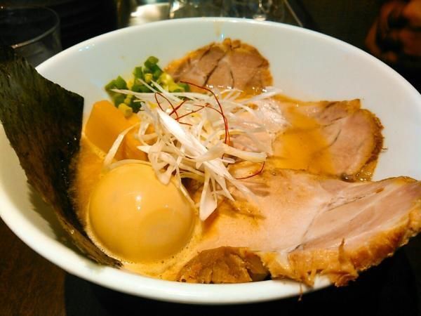 「特製鶏白湯らーめん」@麺屋ひぶたの写真