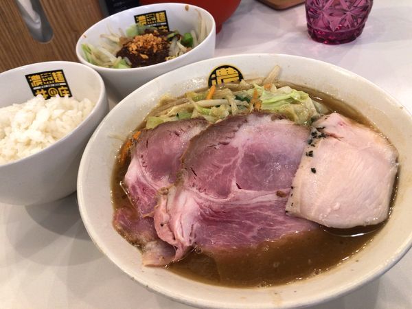 「濃菜麺＋カラベジ」@濃菜麺 井の庄 荻窪店の写真