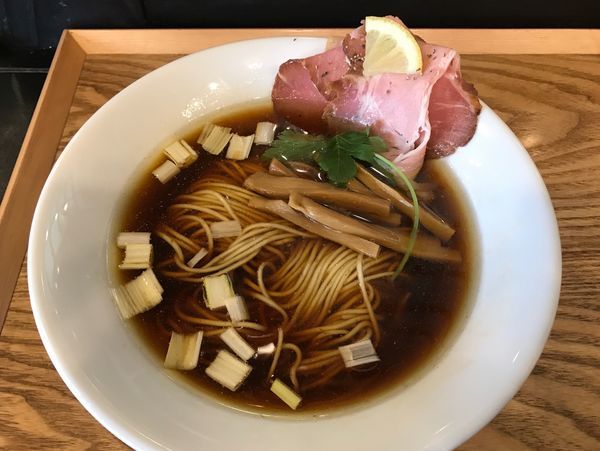 「醤油らーめん」@麺's キッチン RIRIの写真