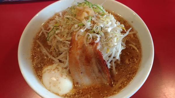 「バカ馬正油らーめん」@らー麺 つけ麺 おぐりの写真