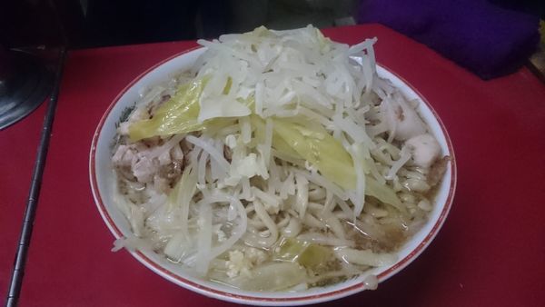 「大豚ダブル(ヤサイダブル)￥８００」@ラーメン二郎 目黒店の写真