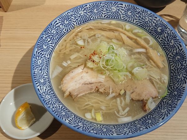 「しお蕎麦＋葱増し」@初代葱寅 御茶ノ水店の写真