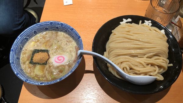 「つけめん 大盛り」@六厘舎の写真