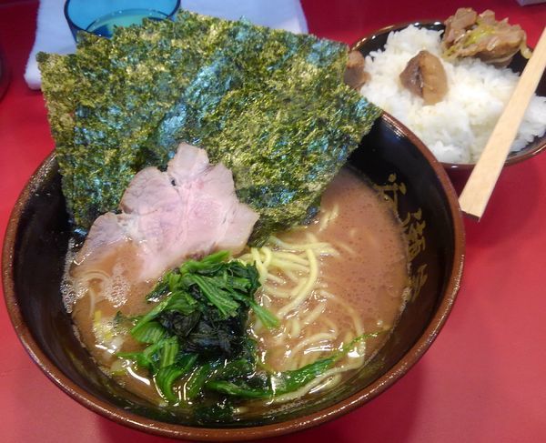 「らーめん」@らーめん 谷瀬家 新橋店の写真