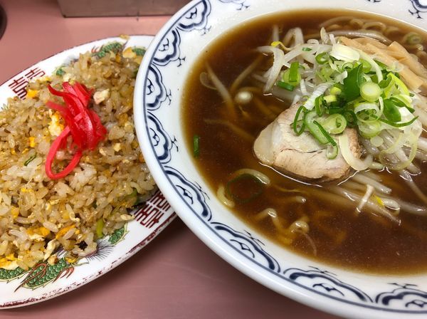 「醤油ラーメン」@ラーメン白樺の写真