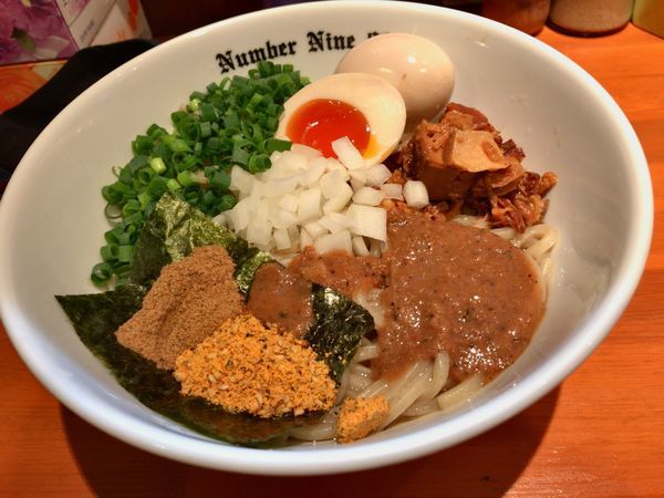 「油そば＋味玉」@麺Dining Number Nine 09の写真