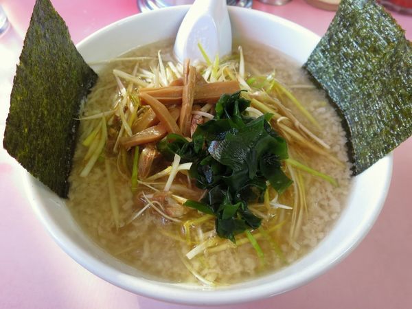 「ネギラーメン ７５０円 ※麺硬め・アブラ多め」@ラーメンショップ 間々田本店の写真
