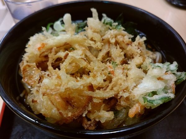 「かき揚げそば410円」@名代箱根そば 海老名店の写真