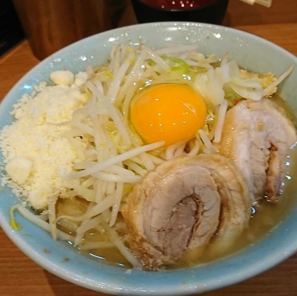 「小ラーメン 生卵 チーズ」@ラーメンBoo Boo太郎。の写真