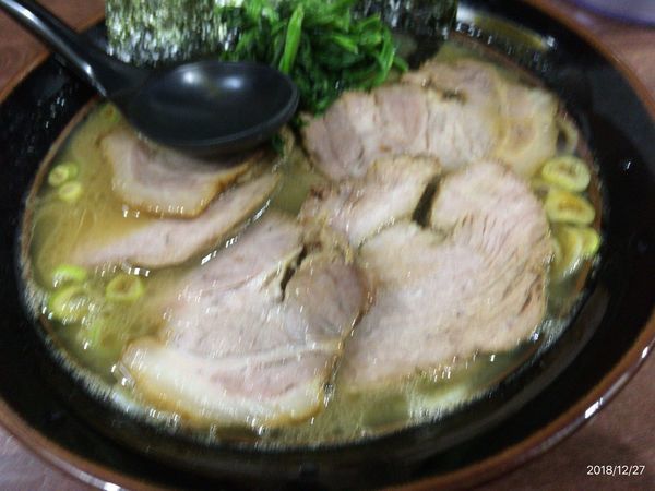 「チャーシューメン」@横浜家系 まるに家の写真