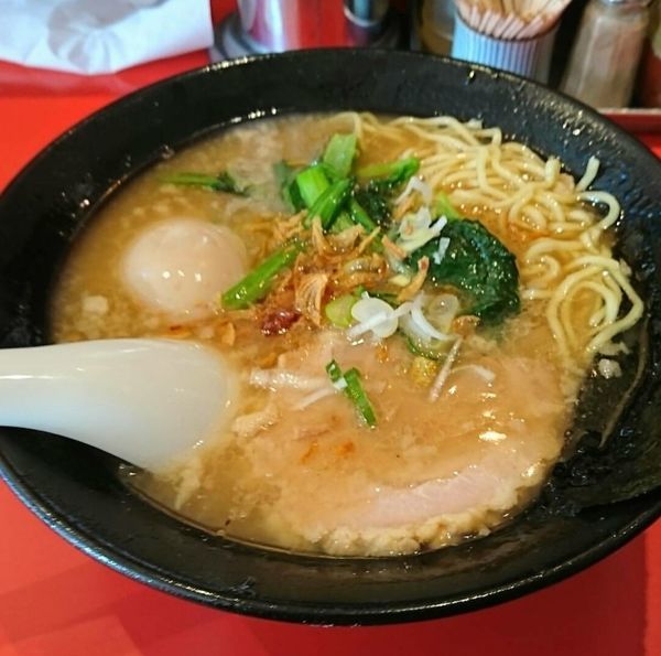 「らぁめん 味玉」@中華 わたるの写真